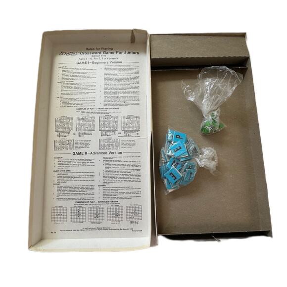 Scrabble for Juniors Selcher and Righter Vintage 1982 Board Game - Picture 5 of 16